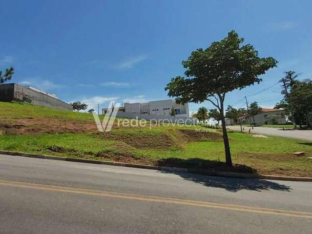 Terreno em Condomínio para Venda em Valinhos/SP Villa Lombarda