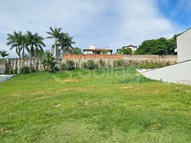 Terreno em Condomínio para Venda em Vinhedo/SP Santa Cândida