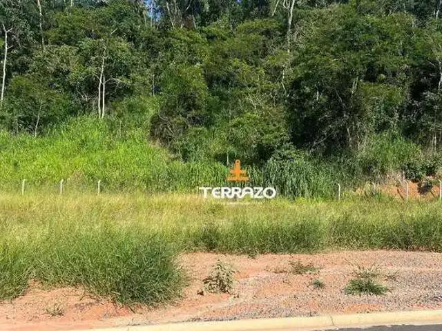 Terreno em Condomínio para Venda em Volta Redonda/RJ Casa de Pedra