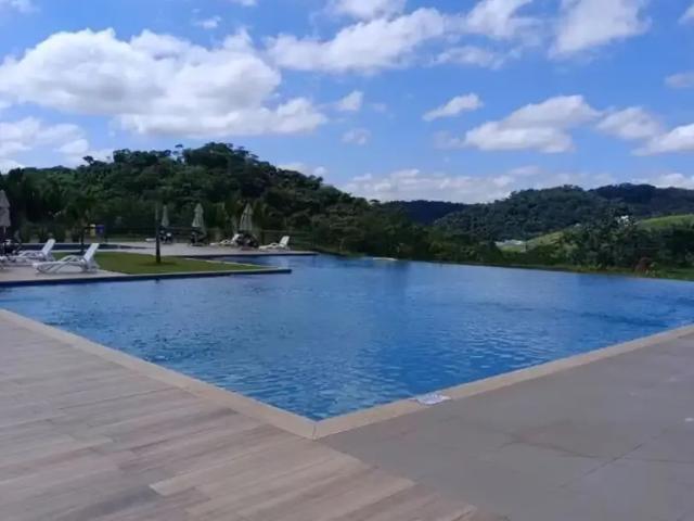 Terreno em Condomínio para Venda em Volta Redonda/RJ Casa de Pedra