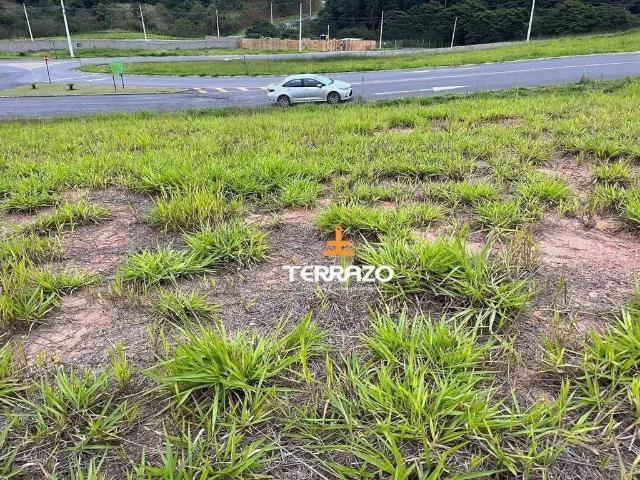 Terreno em Condomínio para Venda em Volta Redonda/RJ Casa de Pedra