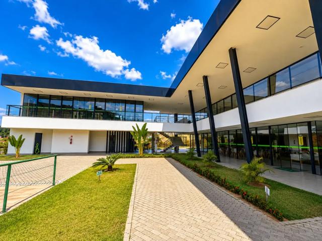 Terreno em Condomínio para Venda em Volta Redonda/RJ Casa de Pedra
