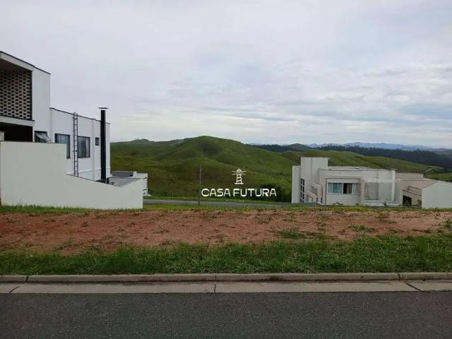 Terreno em Condomínio para Venda em Volta Redonda/RJ Alphaville