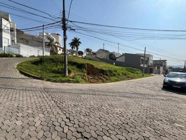 Terreno em Condomínio para Venda em Volta Redonda/RJ Jardim Amália