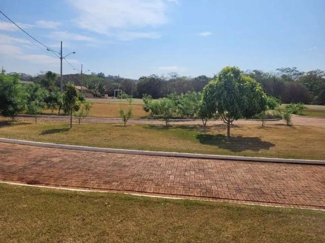 Terreno em Condomínio para Venda em Alvorada do Sul/PR Zona Rural