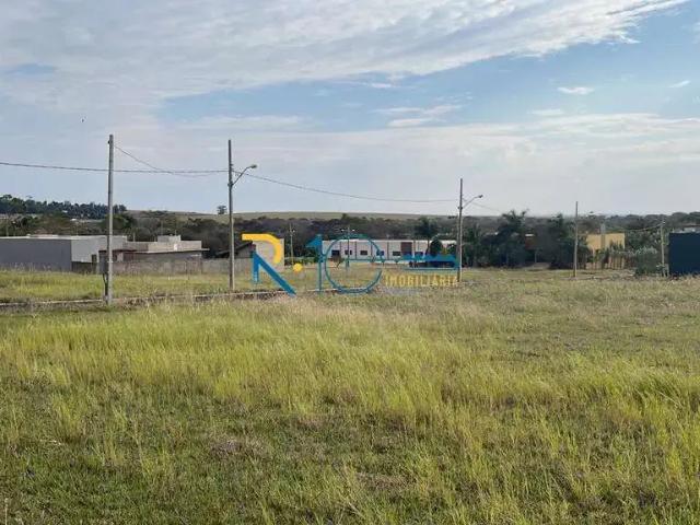 Terreno em Condomínio para Venda em Alvorada do Sul/PR Centro
