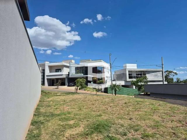 Terreno em Condomínio para Venda em Apucarana/PR Vivere Parc