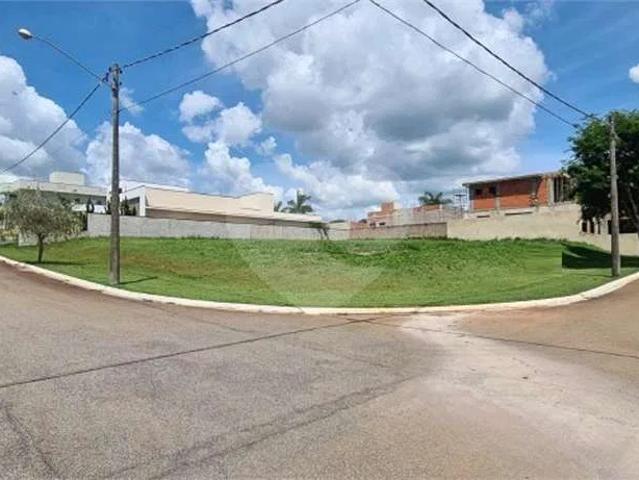 Terreno em Condomínio para Venda em Araçoiaba da Serra/SP Centro