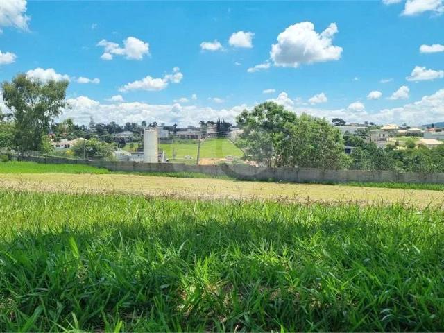 Terreno em Condomínio para Venda em Araçoiaba da Serra/SP Jardim Village Saint Charbel