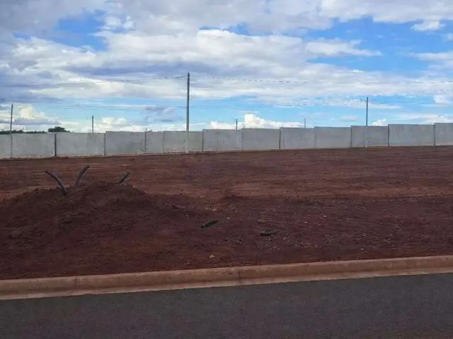 Terreno em Condomínio para Venda em Araraquara/SP Milano Residencial