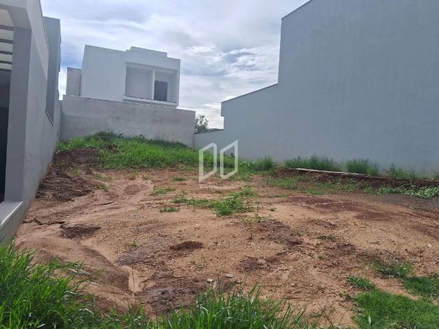 Terreno em Condomínio para Venda em Araraquara/SP Parque Laranjeiras