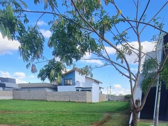Terreno em Condomínio para Venda em Araraquara/SP Residencial Volpi