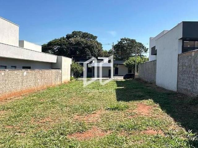 Terreno em Condomínio para Venda em Araraquara/SP Residencial Village Damha
