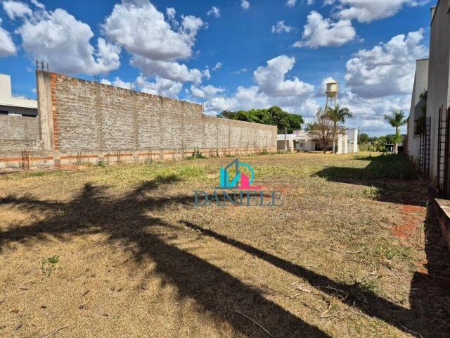 Terreno em Condomínio para Venda em Araraquara/SP Vila Xavier Vila Xavier