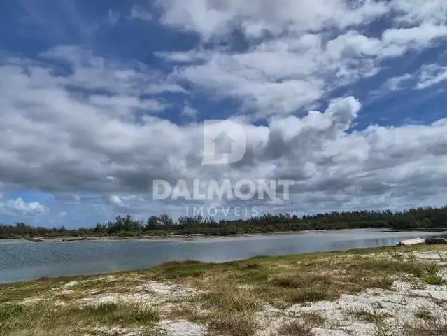 Terreno em Condomínio para Venda em Arraial do Cabo/RJ Monte Alto
