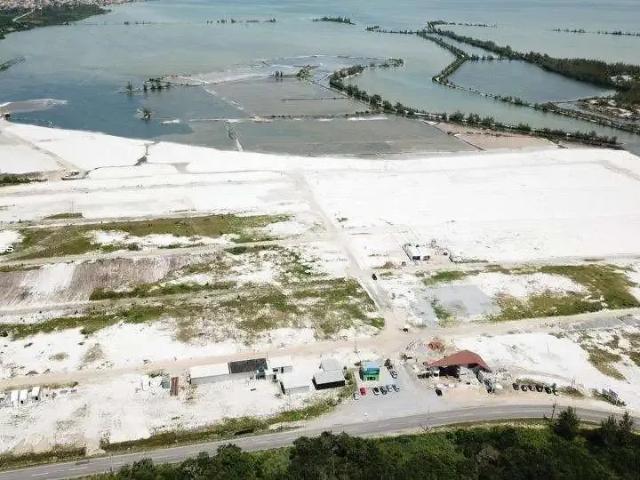 Terreno em Condomínio para Venda em Arraial do Cabo/RJ Monte Alto