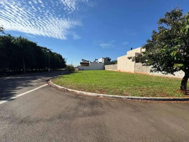 Terreno em Condomínio para Venda em Artur Nogueira/SP Portal dos Manacás