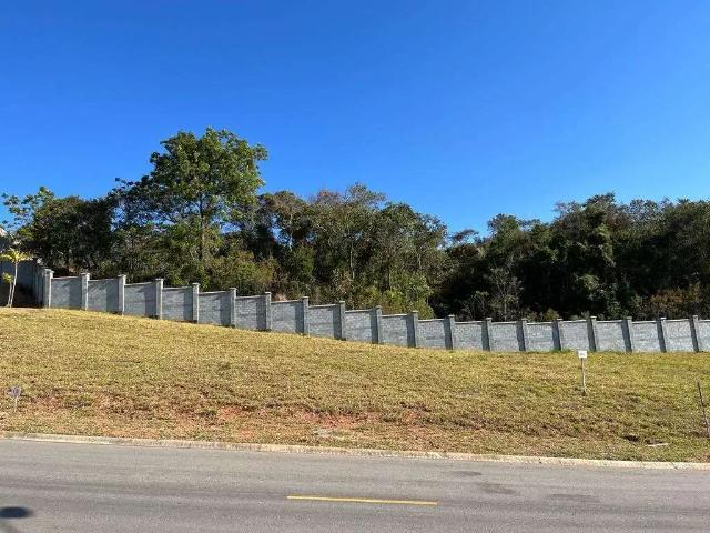 Terreno em Condomínio para Venda em Atibaia/SP Cidade Satélite