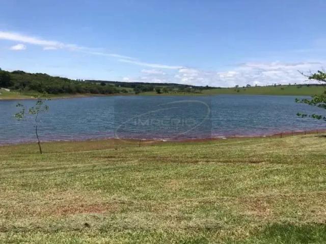 Terreno em Condomínio para Venda em Avaré/SP O Estribo