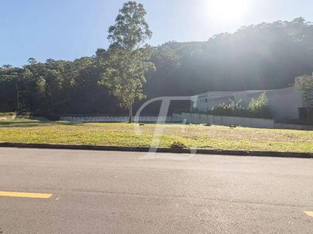 Terreno em Condomínio para Venda em Barueri/SP Alphaville