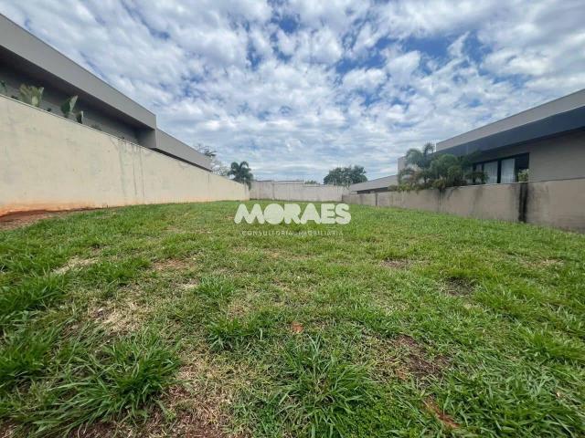 Terreno em Condomínio para Venda em Bauru/SP Jardim Shangri Lá