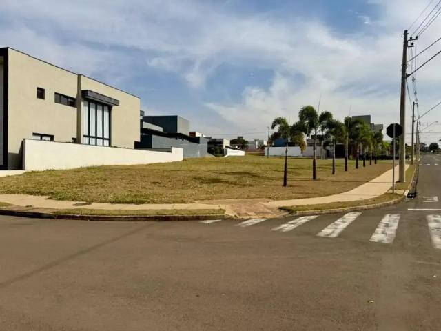 Terreno em Condomínio para Venda em Bauru/SP Residencial Tamboré