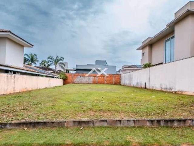 Terreno em Condomínio para Venda em Bauru/SP Vila Aviação