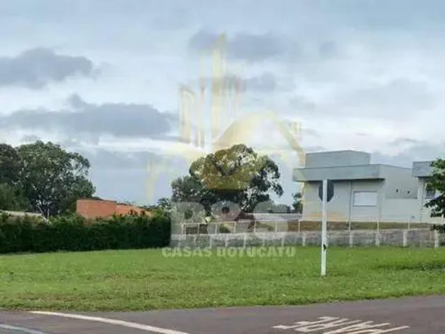 Terreno em Condomínio para Venda em Botucatu/SP Residencial Parque Laguna I