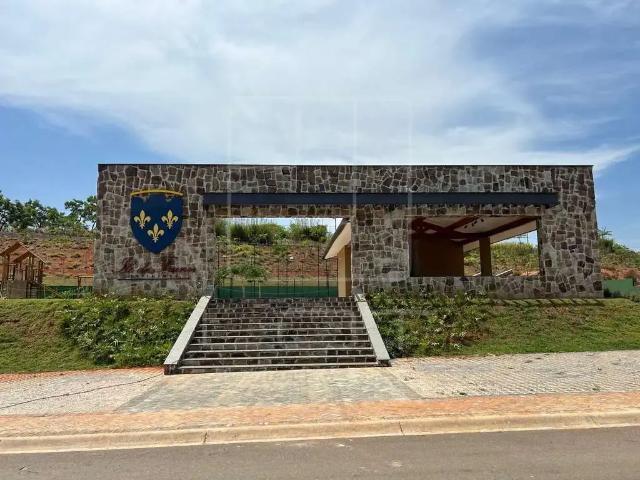 Terreno em Condomínio para Venda em Bragança Paulista/SP Centro