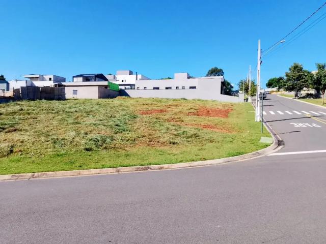 Terreno em Condomínio para Venda em Bragança Paulista/SP Residencial San Vitale