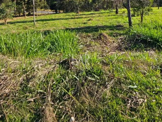 Terreno em Condomínio para Venda em Brumadinho/MG Casa Branca