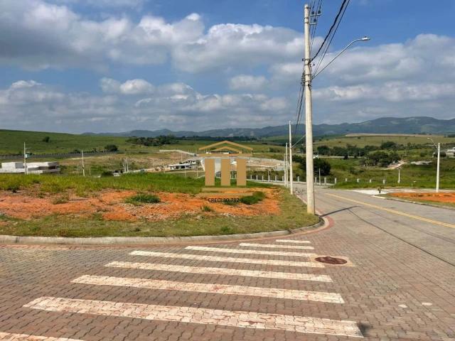 Terreno em Condomínio para Venda em Caçapava/SP Piedade