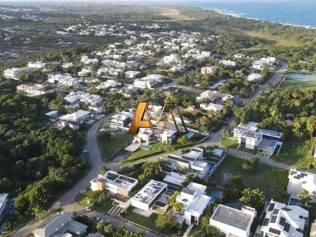 Terreno em Condomínio para Venda em Camaçari/BA Praia de Busca Vida