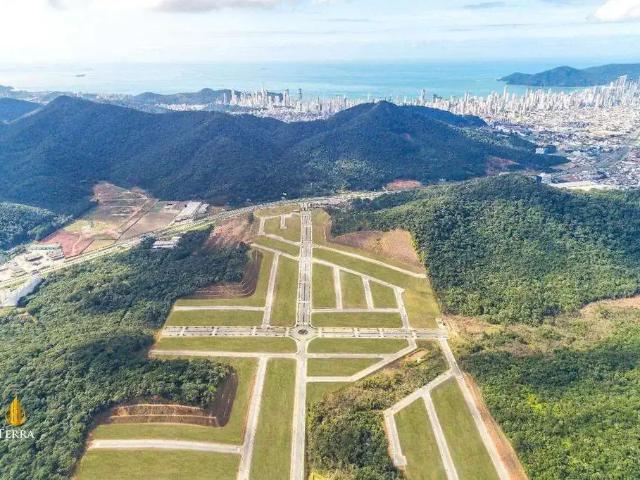 Terreno em Condomínio para Venda em Camboriú/SC Colinas de Camboriú