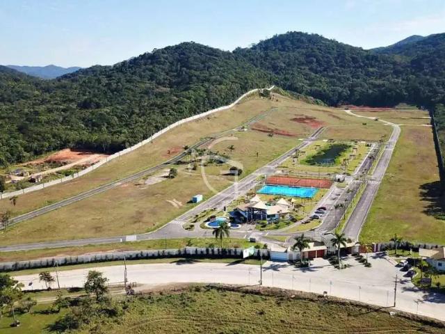 Terreno em Condomínio para Venda em Camboriú/SC Rio do Meio