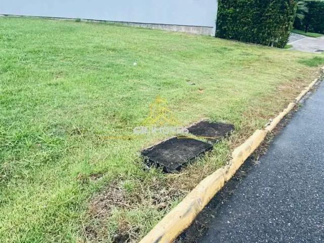 Terreno em Condomínio para Venda em Camboriú/SC Santa Regina