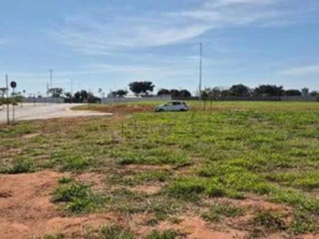 Terreno em Condomínio para Venda em Campinas/SP Alphaville