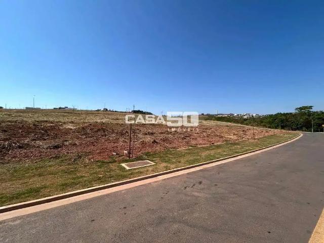 Terreno em Condomínio para Venda em Campinas/SP Loteamento Alphaville Campinas