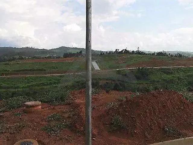 Terreno em Condomínio para Venda em Campinas/SP Loteamento Residencial Entre Verdes Sousas
