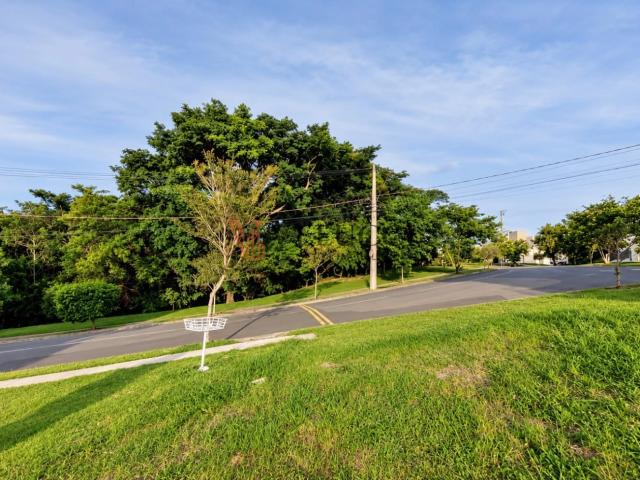 Terreno em Condomínio para Venda em Campinas/SP Parque das Quaresmeiras