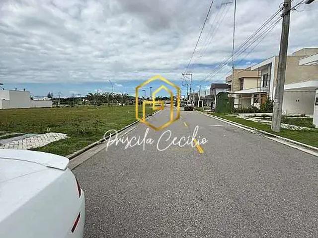 Terreno em Condomínio para Venda em Cabo Frio/RJ Ogiva
