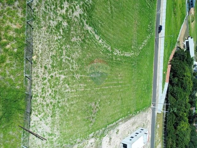 Terreno em Condomínio para Venda em Cajuru/SP Centro
