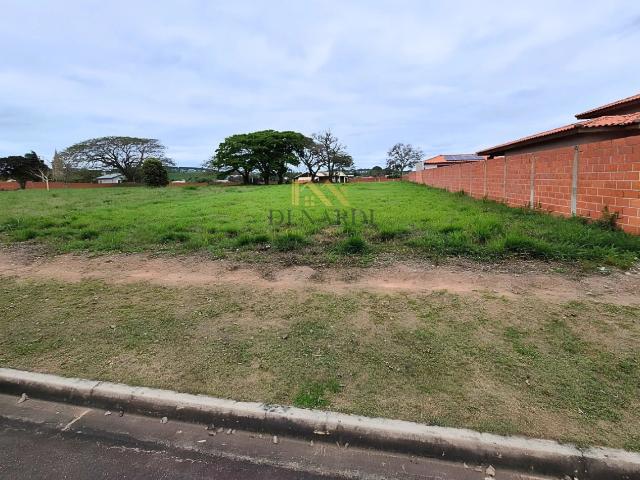 Terreno em Condomínio para Venda em Capela do Alto/SP Centro