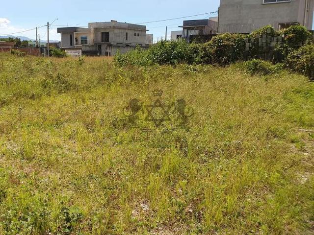Terreno em Condomínio para Venda em Caraguatatuba/SP Loteamento Portal dos Pássaros