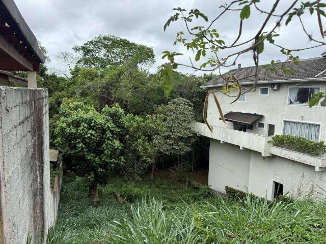 Terreno em Condomínio para Venda em Carapicuíba/SP Golf Gardens