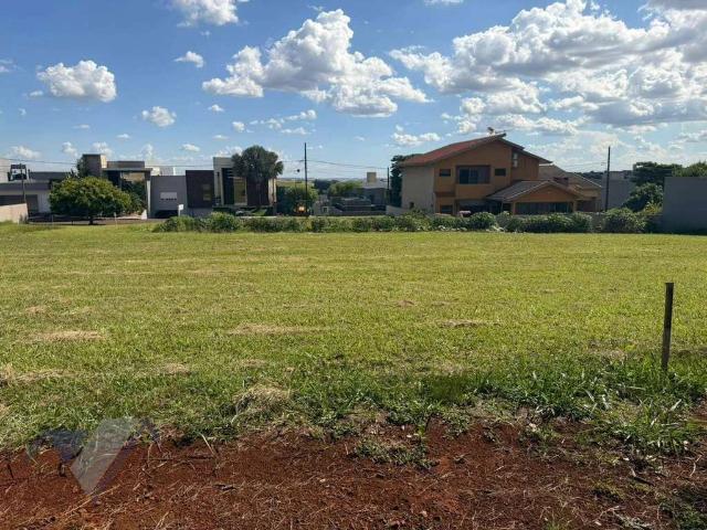 Terreno em Condomínio para Venda em Cascavel/PR Cascavel Velho