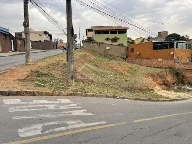 Terreno em Condomínio para Venda em Contagem/MG Parque Xangri Lá