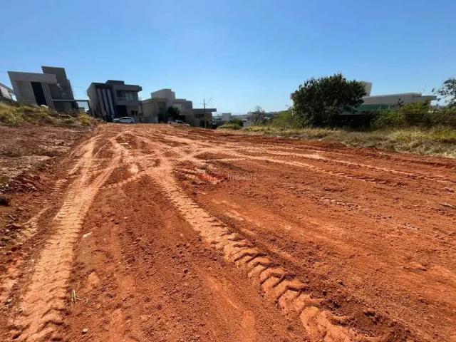 Terreno em Condomínio para Venda em Contagem/MG Portal do Sol