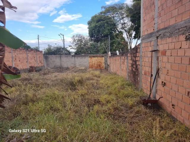 Terreno em Condomínio para Venda em Contagem/MG Vale das Amendoeiras
