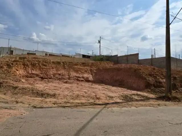 Terreno em Condomínio para Venda em Conselheiro Lafaiete/MG Parque Montreal